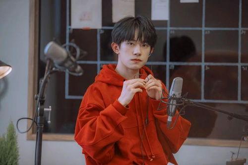 娱乐圈业内爆料易烊千玺,娱乐圈爆料背后的成长与蜕变  第1张